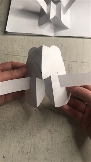 How to Make a Hugging Bear Pop-Up Card Tutorial