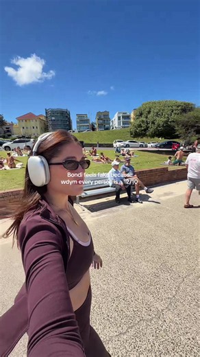 How is this place real…? It sure isn’t great for the old mental health #bondi #australia #lifeinaustralia #summervibes