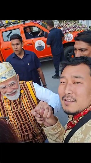 PM Modi Shakes Hands with Sikkim Man; His Video Goes Viral