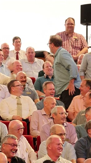 Rainn Wilson stopped by to sing with The Tabernacle Choir