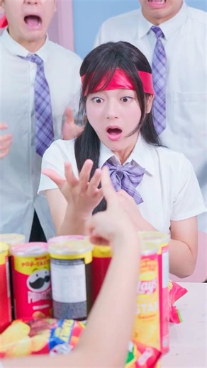 The Unluckiest Girl In Class! 😭🍀 #linhchihihi #messyclassroom #schoolcrush #schooldrama