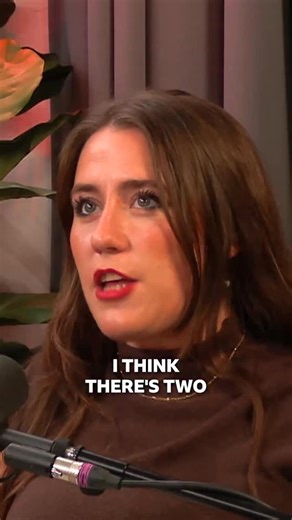 How will the Democrats fight Trump in 2026? #BBCAmericast host Marianna Spring looks back at what worked online for the Democrats in 2025, and makes predictions for how our feeds might look in 2026. | BBC Radio 4