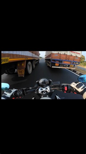 This quickshifter gap was risky 😈🔥