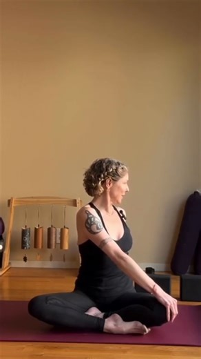 Seated Twist to the Right Sit tall