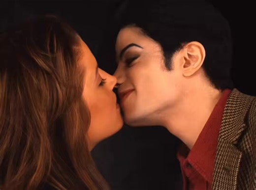 Michael Jackson on how he lost his first girlfriend Tatum O’Neal 😭😭Just curious, but isn’t that kind of a trauma response? Why did he even share that much… he was too innocent 😭🥹