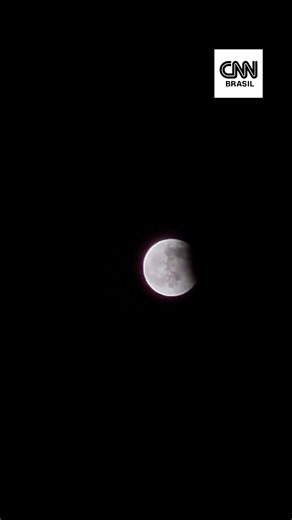 Eclipse lunar é visto no Brasil: veja registro de Cabo Frio, no RJ