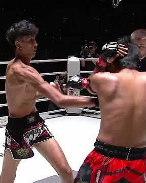 TOTAL MADNESS 😱 Can Nabil Anane wreak havoc against Suakim at The Inner Circle 25 this week?