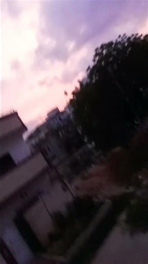 the sky is red stranger things