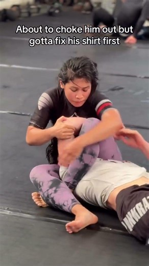 Fit adjusted 😮‍💨 Jihin Radzuan takes on Anastasia Nikolakakos at ONE Fight Night 45!