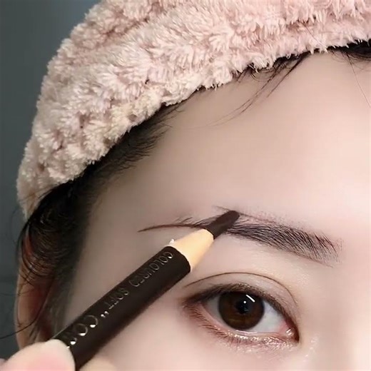 eyeliner makeup tutorial for beginners/Best Makeup Transformations