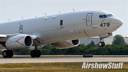 Watch Dozens of Aircraft Take Off From One of America's Busiest Aviation Events