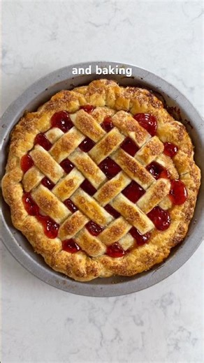 Classic lattice pie crust? You’ve got this. 👏🏻