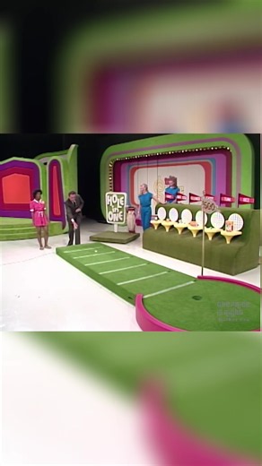 Bob Barker tries a fun new tactic during Hole In One on #ThePriceIsRight ⛳