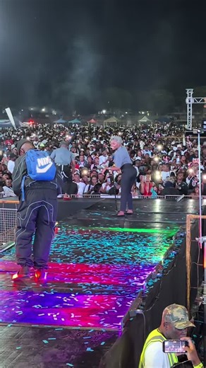 Makhadzi's Signature Dance on New Year's Eve