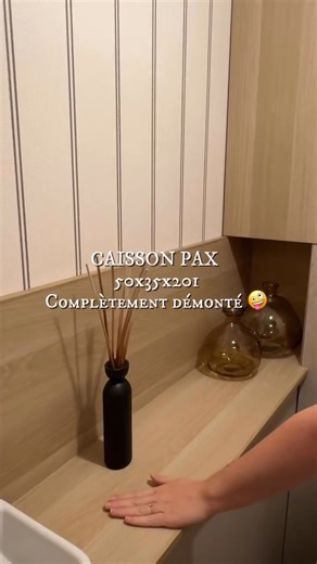 High-end look on an IKEA budget? 🤩✨ Yes, this guest bathroom is actually an IKEA hack! With a little creativity, this space was transformed into a custom-built masterpiece. Here is how it was done: • Above the WC: 4 BESTÅ frames (60 times 20 times 64 cm) with LAPPVIKEN doors. • The Custom Fit: To make them fit perfectly to the ceiling, the top two frames and doors were trimmed down using a table saw. • The Vanity Area: A single PAX wardrobe frame (50 times 35 times 201 cm) was completely disass