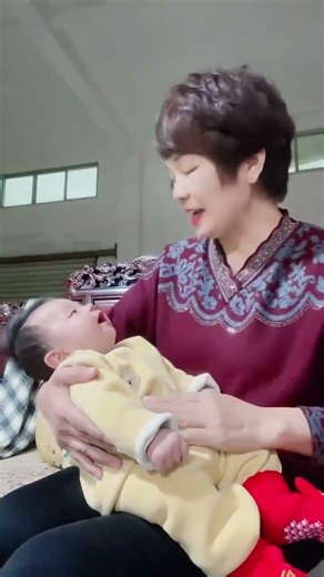 Cutest Baby Moments That Will Make You Smile!😄 #shorts #shortvideo #adorable #mom #dad