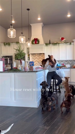 Clean with me so I actually do it 😅 | cleaning