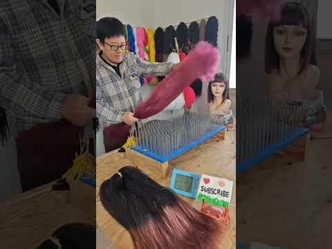 There's whrite colour.Synthetic wig making, pre-processing: color mixing. Wig making skills. (583）