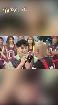 Napagigitnaan ka ng dalawang gwapo, Wacky! #shorts | TiktoClock
