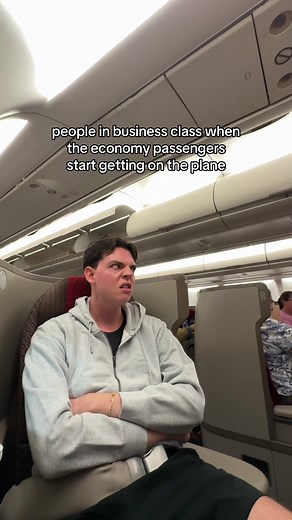 Business Class vs Economy Class: A Funny Look