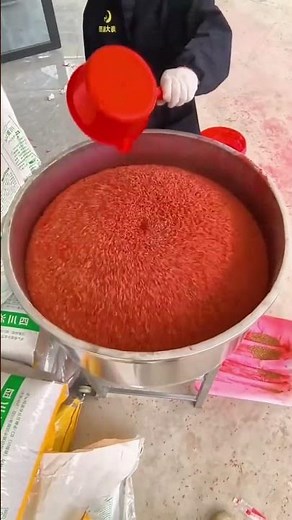 Processing process with layers between seeds using a machine