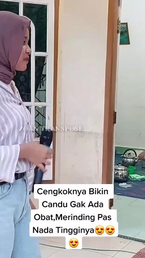 Bimbang Serumpun Kasih: Suara Candu Bunga Sirait
