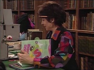 [Letter People Related] Sesame Street - Episode 3501 - Lexine Checks Out "Super Socks for Courage"