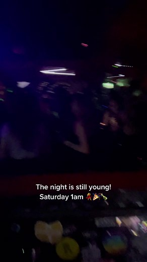 Saturday night vibes at Trapeze! #Trapezebar #Trapezebarandclub #Trapezeshoreditch #saturday #saturdaynight #nightclub #party #cocktails #dance #london #shoreditch #nightout #fun #music