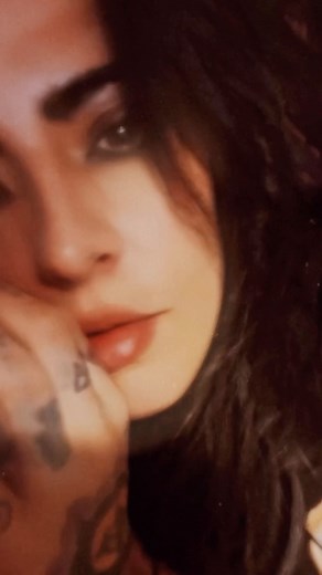 19K views · 106 reactions | I’ll open up. And you will discover me through my songs. Learn my heartbreaks, fears and sadness. Hear all the cracks but also see all the magic inside me. And maybe see my lack of talent. And I only hope that you don’t hate me by then and leave too. | Eva De Metal | Facebook