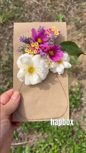 Diy cartão com flores naturais tendência passo a passo Cardboard with natural flower