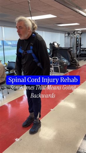 The Recovery Project |📍Livonia, Clinton Twp, Lansing on Instagram: "Sometimes going backwards in therapy is a GOOD thing. Bruce is training hard after a spinal cord injury in the Solo-Step, targeting both forward and backward walking with added balance challenges. 🚶‍♂️ Backwards walking ✅ Enhanced glute and hamstring activation ✅ Improved balance and proprioception ✅ Increased neuromuscular control and concentration 🔥 Increase the challenge 🧠 Balloon taps to layer in dual-tasking Coordinatio