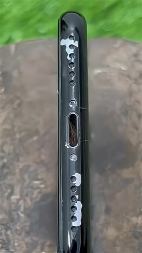 Effective iPhone Charging Port Cleaning Techniques