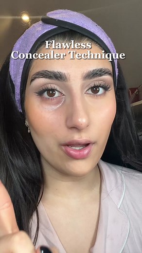 Literally can’t do my makeup without this technique! #flawlessundereyemakeup #airbrushundereye #bahareskici #flawlessmakeup #airbrushedmakeup #teartroughcorrection #makeupvideo