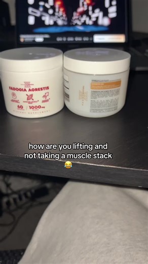 Ts is crazy #muscle #gym #lift #strong #bench