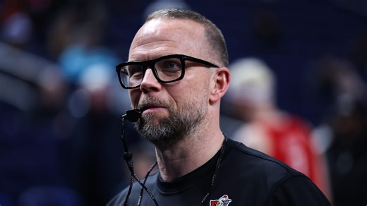 Which Louisville basketball players are in the NCAA transfer portal?