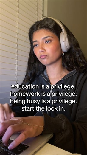 locking in for next semester using brainly #college #new #fyp #study #relatable