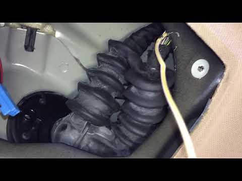 Fix BMW E61 e91 tailgate loom assembly. Reversing light wire repair 3 5 series wagon estate wiring