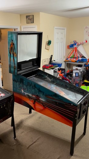 Tron Uprising……. #tron #tronuprising #tronpinball #custompinball #disney #beck #lightcycles #thegrid #flynns #program #clu #tronares #tronuprisingpinball @loganpinball | Loganpinball
