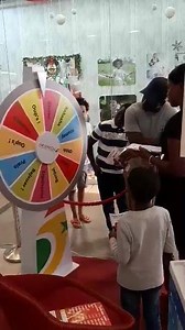 Encore un billet d'avion vers une des destinations de Air Sénégal à gagner au Sea Plaza, en faisant tourner la roue de la chance. Venez goutter à l'Esprit Teranga avec nous 😊. #DalLenAkJam #EspritTeranga #TookiAkFlyAirSN #AvionSenegal #Team221 | Fly Air Sénégal