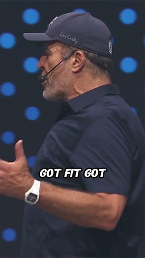 Tony Robbins Shares A Powerful Story About A Man Who Changed His Life