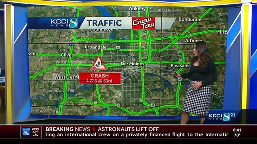 Iowa traffic: Flash flooding leads to slow traffic, crash on I-235