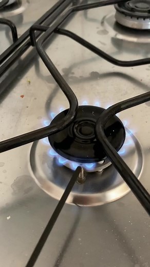 Hold your wand🌝 #sizedoesntmatter #harrypotter #voldemort #wand #harrypotterwand #fyp #neiperte