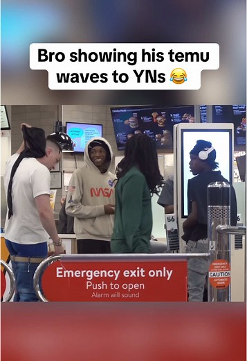 He sacking his pants so low lol #creatorsearchinsights #cassadycampbell #pranks #wave #wavyhair #trending