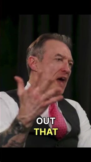 Love Makes Women Ignore Red Flags? | James Sexton on Toxic Relationships