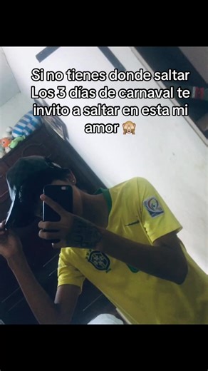 Carnaval en Santa Cruz: ¡Tú y yo disfrutando juntos!