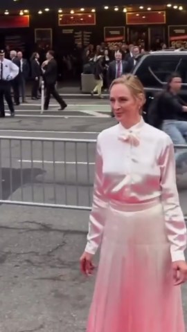 Uma Thurman Shines at the 'Good Night, and Good Luck' Broadway Premiere in NYC