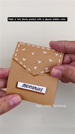 Tutorial 💬 Made a tiny photo pocket with a speech bubble note 📸 #PaperCraft #DIYGift #Shorts