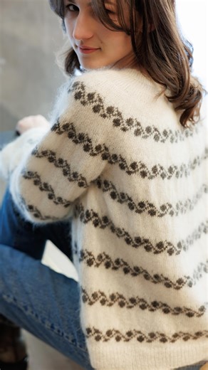 Claudia Quintanilla | My new Piccolo Fiore Pullover is available today on Ravelry. As many of you know, I absolutely love flowers. In this design, I... | Instagram