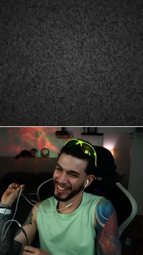 22K views · 8.7K reactions | Chat, si cayó jajajajaja xdd #kick #streamer #streamers #ometv #humor #clips #colombia #newyork #micharg | Maicol Yesid Martinez Patino | Facebook