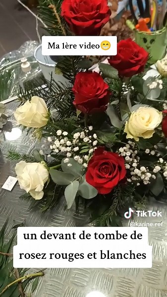 Pour ma 1ère vidéo où l'on m'entend et où l'on me voit, soyez indulgent 😁😁😁 Merci d'avance😁 Création d'un devant de tombe à base uniquement de roses rouges et blanches pour un très petit budget. #artisanfleuriste #compositionflorale #funeraire #tombe #fleursfraiches #rose #souvenirs
